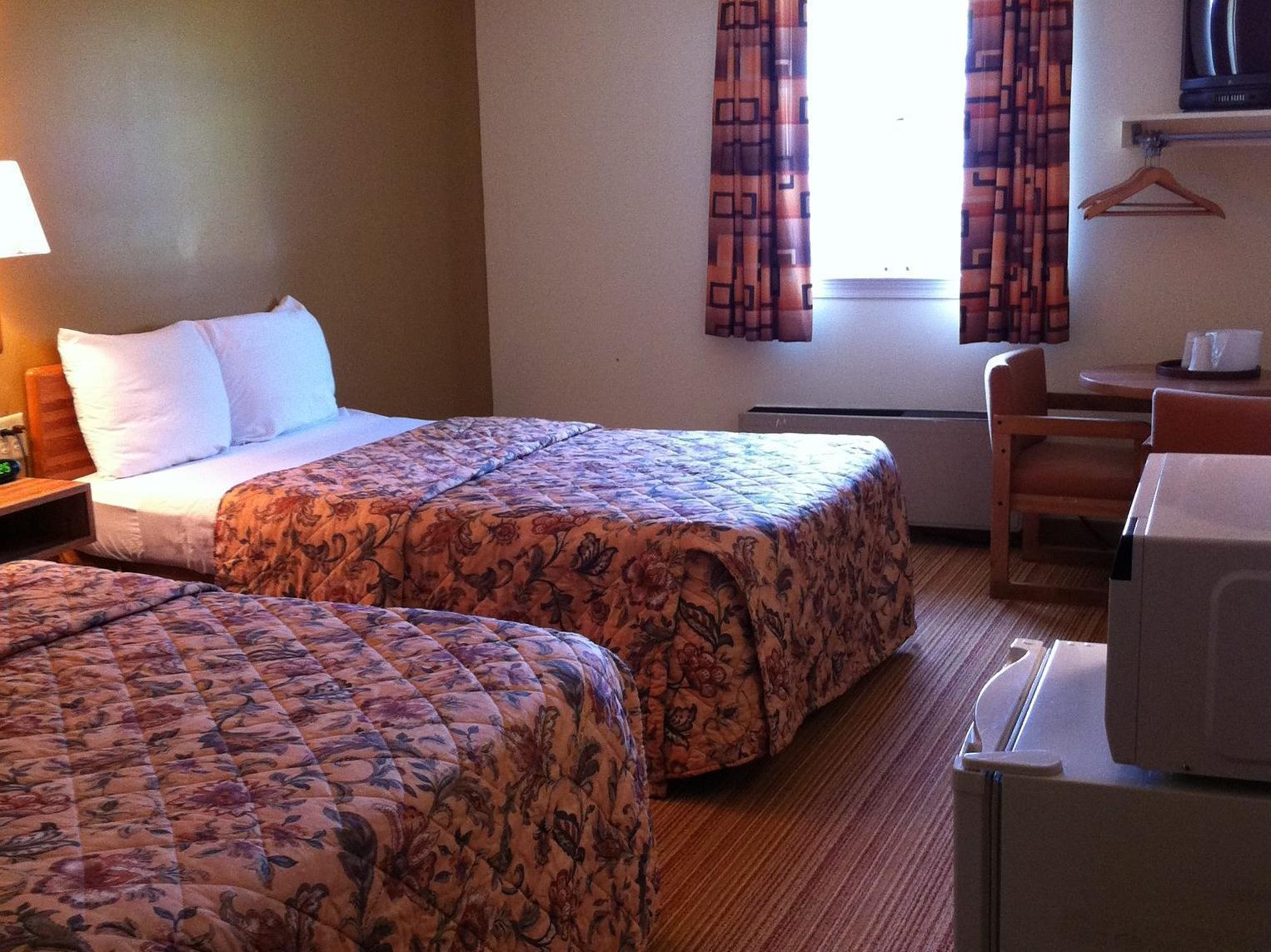 Cocoa Country Inn Хърши Стая снимка