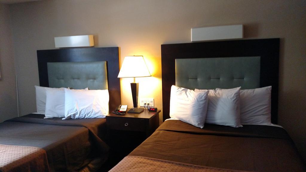 Cocoa Country Inn Хърши Екстериор снимка