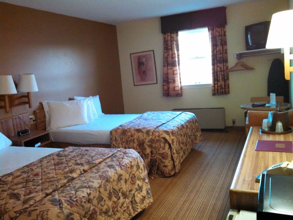 Cocoa Country Inn Хърши Екстериор снимка