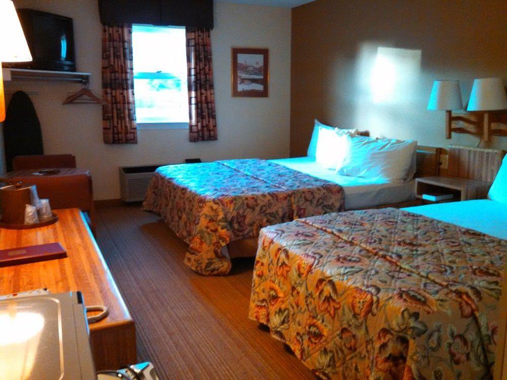 Cocoa Country Inn Хърши Екстериор снимка